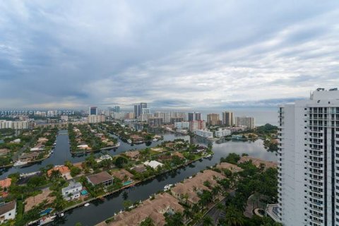 Condo in Aventura, Florida, 3 bedrooms  № 1099410 - photo 20