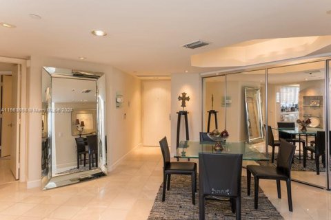 Copropriété à vendre à Aventura, Floride: 3 chambres, 173.73 m2 № 1099410 - photo 15