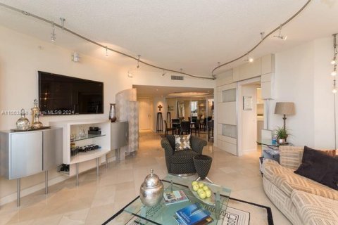 Copropriété à vendre à Aventura, Floride: 3 chambres, 173.73 m2 № 1099410 - photo 12