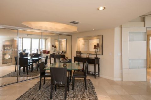 Copropriété à vendre à Aventura, Floride: 3 chambres, 173.73 m2 № 1099410 - photo 11