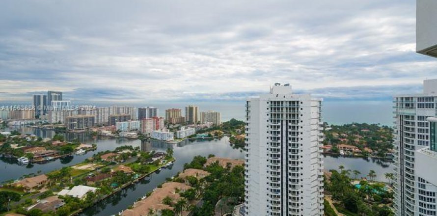 Condo in Aventura, Florida, 3 bedrooms  № 1099410