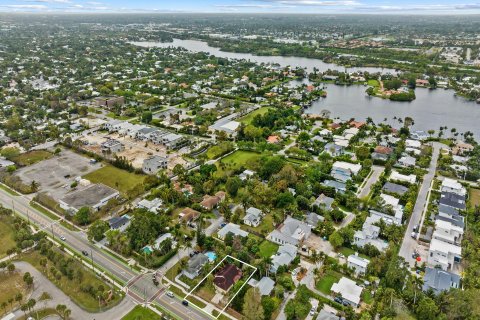 House in Delray Beach, Florida 3 bedrooms, 158.49 sq.m. № 1051185 - photo 2