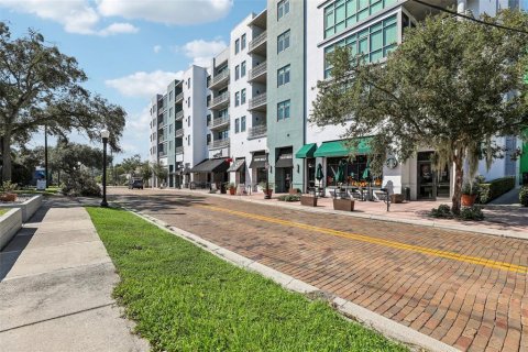 Condo in Orlando, Florida, 3 bedrooms  № 1402175 - photo 27