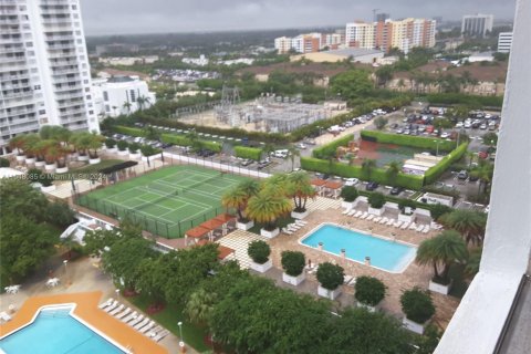 Condominio en venta en Aventura, Florida, 2 dormitorios, 154.78 m2 № 1058338 - foto 11