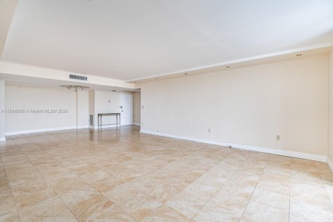 Copropriété à vendre à Aventura, Floride: 2 chambres, 154.78 m2 № 1058338 - photo 23