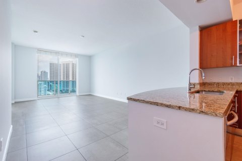 Condominio en venta en Hallandale Beach, Florida, 1 dormitorio, 87.24 m2 № 1068523 - foto 28