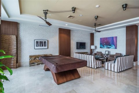 Copropriété à vendre à Hallandale Beach, Floride: 1 chambre, 87.24 m2 № 1068523 - photo 15