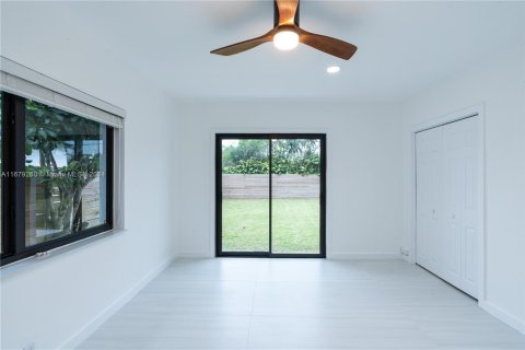 Casa en venta en Miami Beach, Florida, 4 dormitorios, 222.97 m2 № 1408371 - foto 28