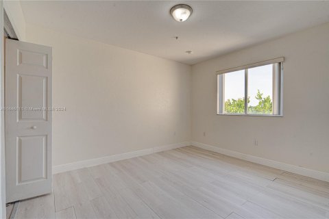 Copropriété à vendre à Cutler Bay, Floride: 2 chambres, 92.07 m2 № 1329964 - photo 17