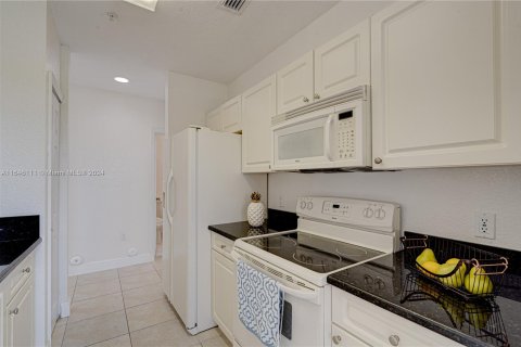 Copropriété à vendre à Cutler Bay, Floride: 2 chambres, 92.07 m2 № 1329964 - photo 6