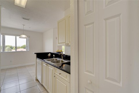 Copropriété à vendre à Cutler Bay, Floride: 2 chambres, 92.07 m2 № 1329964 - photo 7