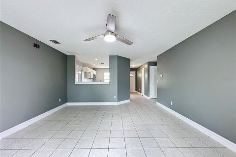 House in Kissimmee, Florida 3 bedrooms, 114.46 sq.m. № 1297942 - photo 9