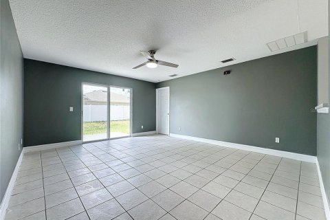 House in Kissimmee, Florida 3 bedrooms, 114.46 sq.m. № 1297942 - photo 4