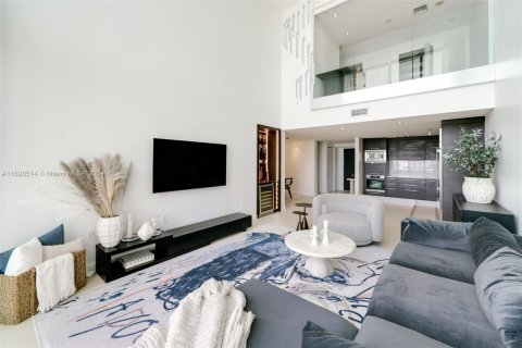 Condominio en venta en Miami, Florida, 3 dormitorios, 150.5 m2 № 1241517 - foto 8