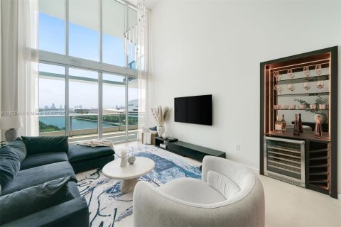 Copropriété à vendre à Miami, Floride: 3 chambres, 150.5 m2 № 1241517 - photo 4