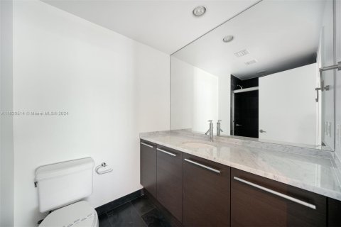 Condominio en venta en Miami, Florida, 3 dormitorios, 150.5 m2 № 1241517 - foto 18