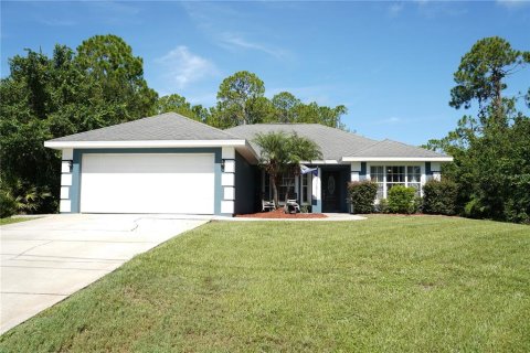 House in Sebring, Florida 3 bedrooms, 139.91 sq.m. № 1025537 - photo 3