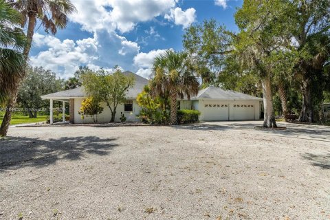 Villa ou maison à vendre à LaBelle, Floride: 4 chambres, 313.64 m2 № 1331826 - photo 29