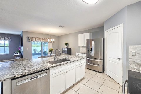 Casa en venta en New Smyrna Beach, Florida, 4 dormitorios, 167.78 m2 № 1063081 - foto 10