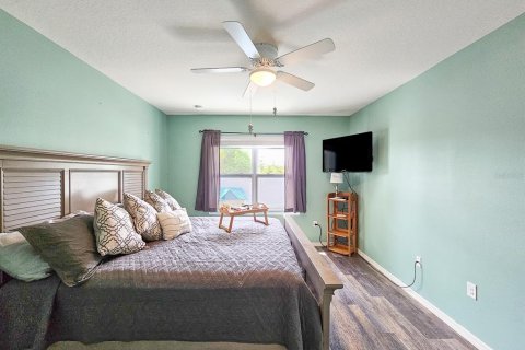 Casa en venta en New Smyrna Beach, Florida, 4 dormitorios, 167.78 m2 № 1063081 - foto 22