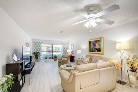 Casa en venta en Boynton Beach, Florida, 2 dormitorios, 130.06 m2 № 1063079 - foto 9
