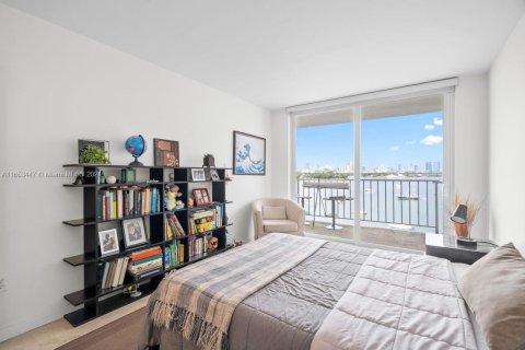 Copropriété à louer à Miami Beach, Floride: 2 chambres, 114.64 m2 № 1348497 - photo 8