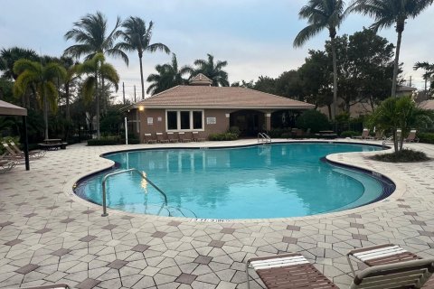 Casa en venta en Royal Palm Beach, Florida, 5 dormitorios, 248.7 m2 № 1038143 - foto 12