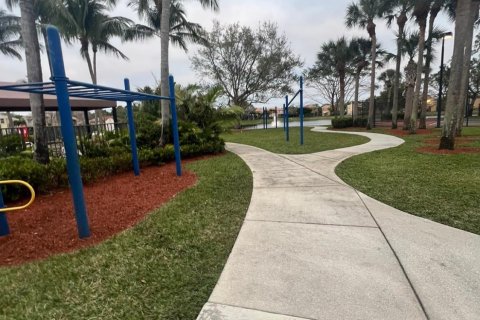 Villa ou maison à vendre à Royal Palm Beach, Floride: 5 chambres, 248.7 m2 № 1038143 - photo 7
