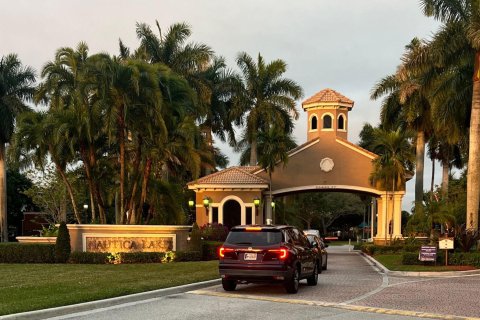 Villa ou maison à vendre à Royal Palm Beach, Floride: 5 chambres, 248.7 m2 № 1038143 - photo 1