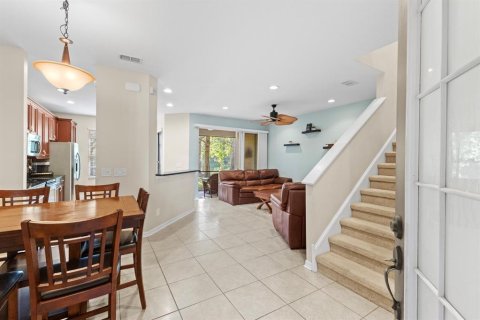 Townhouse in Sarasota, Florida 3 bedrooms, 168.9 sq.m. № 1371837 - photo 5