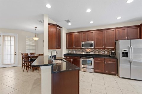 Townhouse in Sarasota, Florida 3 bedrooms, 168.9 sq.m. № 1371837 - photo 7