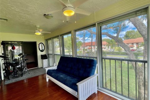 Condo in Boynton Beach, Florida, 3 bedrooms  № 1029501 - photo 9