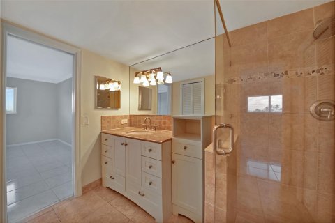 Copropriété à vendre à Boca Raton, Floride: 2 chambres, 98.1 m2 № 1222569 - photo 15