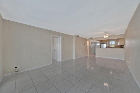 Condo in Boca Raton, Florida, 2 bedrooms  № 1222569 - photo 14