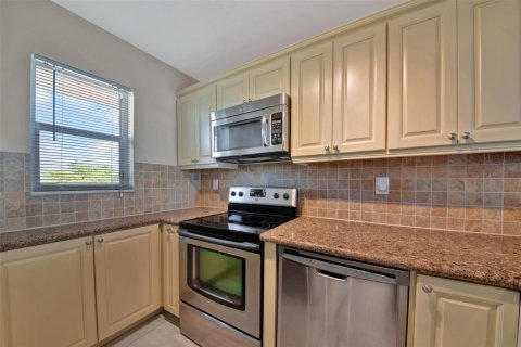 Condo in Boca Raton, Florida, 2 bedrooms  № 1222569 - photo 29