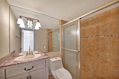 Copropriété à vendre à Boca Raton, Floride: 2 chambres, 98.1 m2 № 1222569 - photo 11