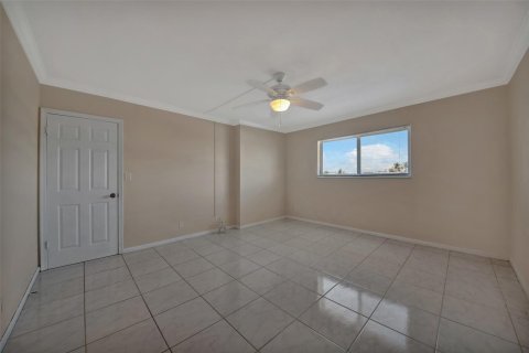 Condo in Boca Raton, Florida, 2 bedrooms  № 1222569 - photo 18