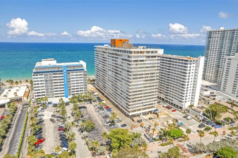 Copropriété à vendre à Fort Lauderdale, Floride: 2 chambres, 152.82 m2 № 1222656 - photo 3