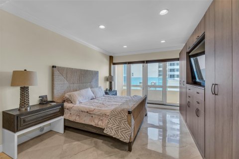 Condo in Fort Lauderdale, Florida, 2 bedrooms  № 1222656 - photo 22