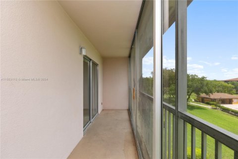 Copropriété à vendre à Pembroke Pines, Floride: 2 chambres, 88.54 m2 № 1074201 - photo 20