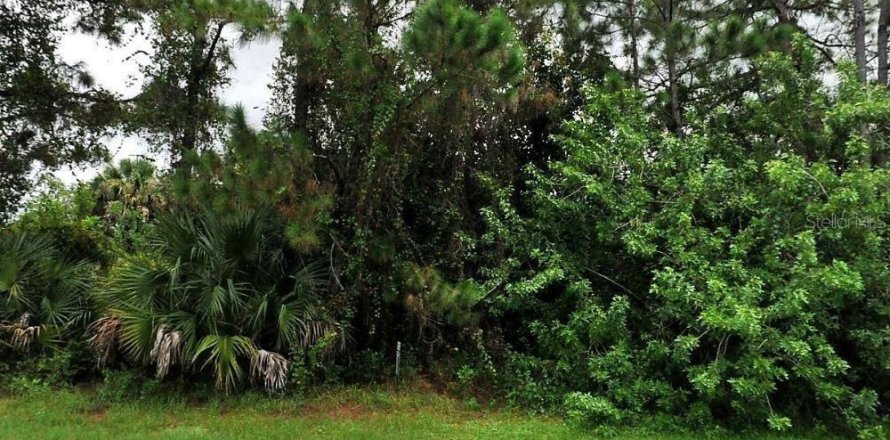 Земельный участок в PORT ST LUCIE в Сейнт Луси, Флорида № 1402139