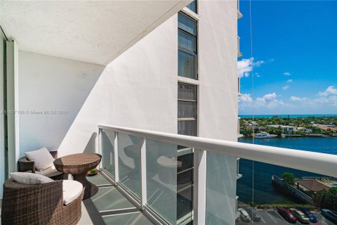 Copropriété à vendre à Aventura, Floride: 2 chambres, 112.69 m2 № 1282196 - photo 21