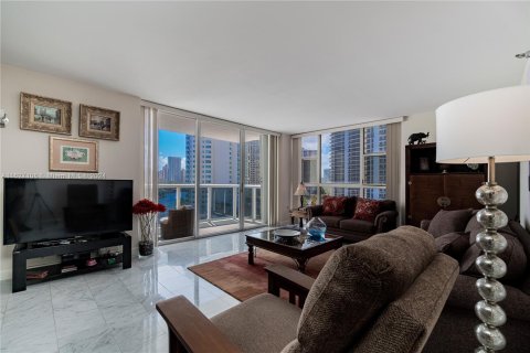 Condo in Aventura, Florida, 2 bedrooms  № 1282196 - photo 16