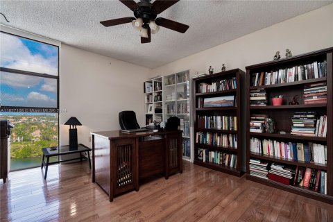 Condo in Aventura, Florida, 2 bedrooms  № 1282196 - photo 27