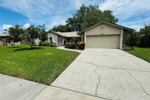 House in Orlando, Florida 3 bedrooms, 183.39 sq.m. № 1351233 - photo 1