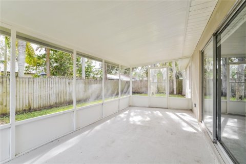 House in Ormond Beach, Florida 3 bedrooms, 112.97 sq.m. № 1397136 - photo 7