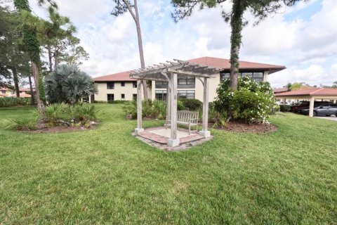 Copropriété à vendre à Stuart, Floride: 2 chambres, 96.15 m2 № 1208859 - photo 1