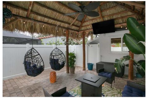 Villa ou maison à vendre à Hollywood, Floride: 3 chambres, 133.31 m2 № 1208861 - photo 6