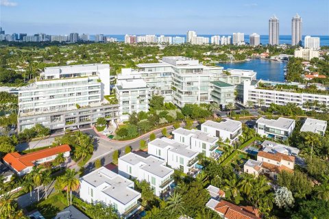 Condominio en venta en Miami Beach, Florida, 3 dormitorios, 304.25 m2 № 1045123 - foto 25