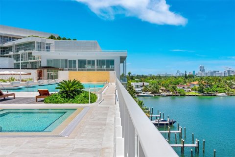 Copropriété à vendre à Miami Beach, Floride: 3 chambres, 304.25 m2 № 1045123 - photo 27